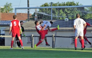 Cosne et Vauzelles, dos à dos : 3 - 3