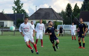 Cosne garde son cap de préparation : Nevers FC, 1 - Cosne, 2