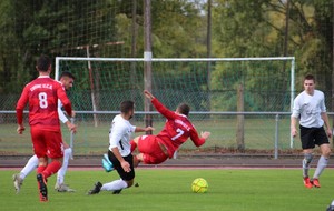 La (mauvaise) surprise de Cosne A qui s’incline, 0-2, face à la « lanterne rouge », … Et les bonnes surprises des deux réserves, toutes deux l’emportant à l’extérieur !