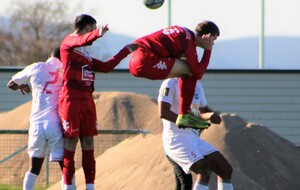 R1 : Cosne creuse l'écart sur ses poursuivants après sa victoire 4 buts à 1 à Avallon