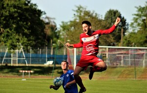 R1 : COSNE S'EN SORT BIEN : 3-3 FACE A SENS