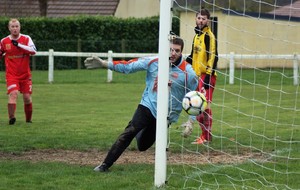 D1 : COSNE B, renforcé, en profite face au leader, LUTHENAY : 0 - 4