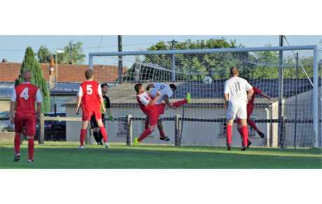 Cosne et Vauzelles, dos à dos : 3 - 3