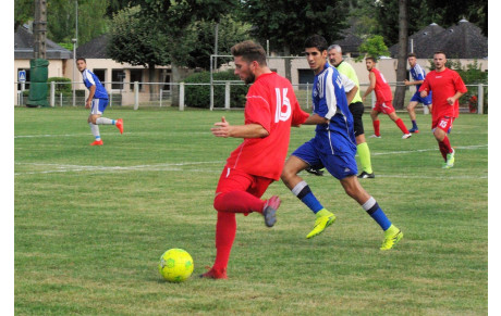 Cosne attaque la saison du bon pied ! 5 – 3 face à Joigny en match de préparation...