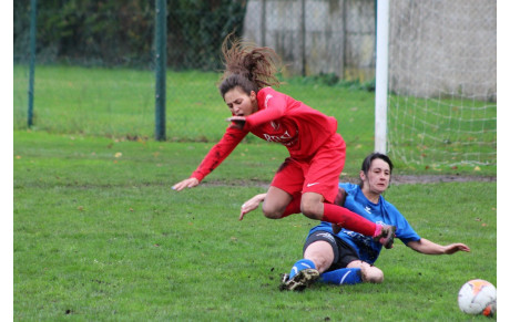 Féminines : Cosne résiste bien au leader, Marzy, et s’incline 5 buts à 2… en marquant les 1ers buts à un leader qui n’en avait encaissé aucun en 5 journées !