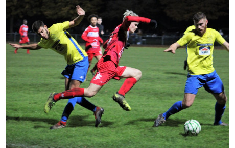 R1 : Cosne &quot;prend l'eau&quot; face à Chalon B : 3-6
